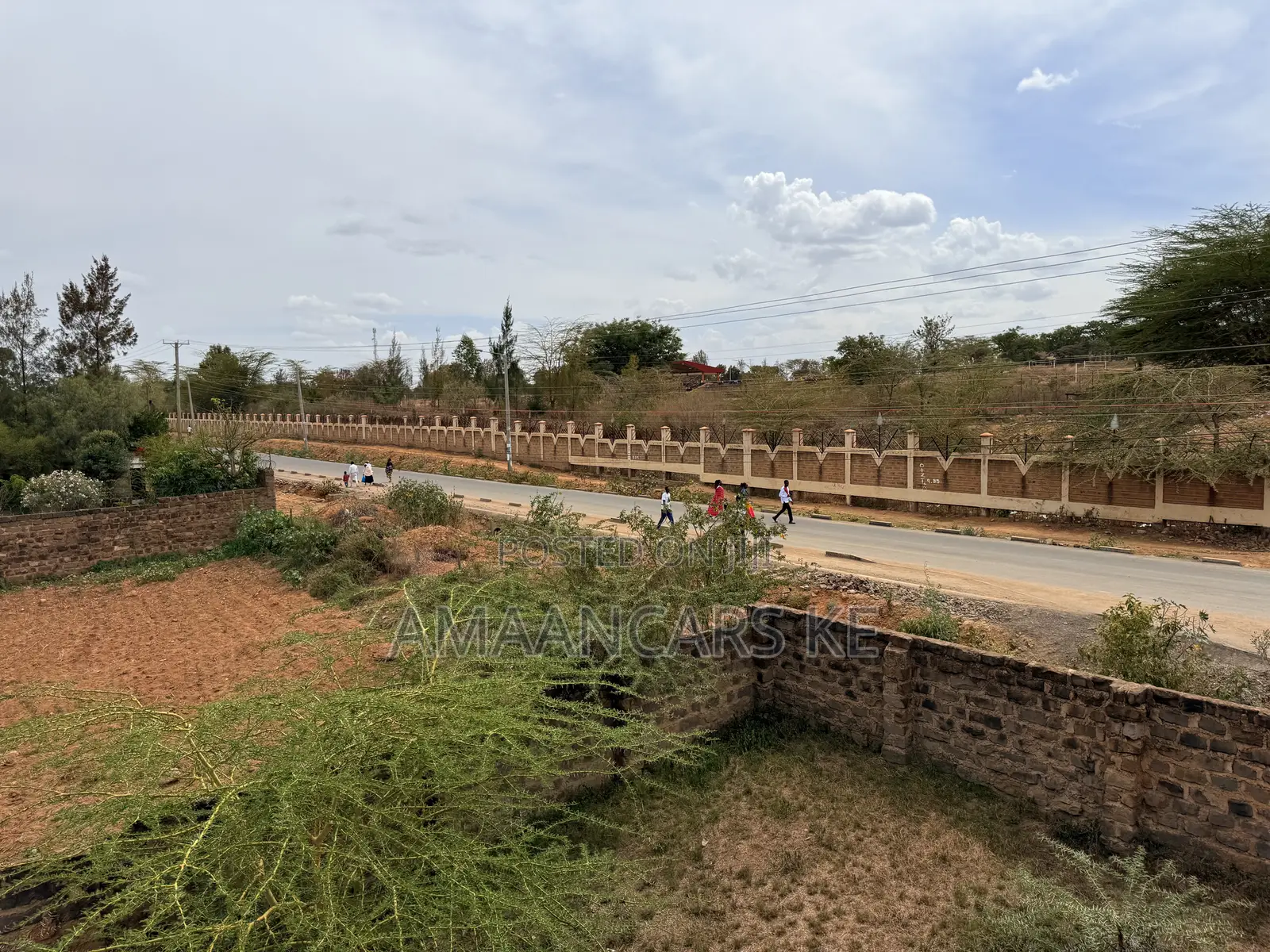 1-Acre Investment Plot Near Masai Mara University – 32 Flats Shells in Narok Town