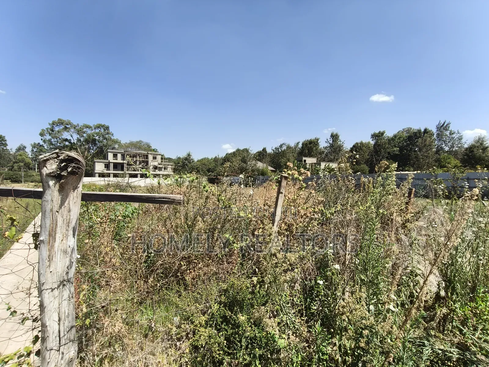 Half Acre Plot for Sale in Karen, Nairobi. In a Gated Court Setting in Karen