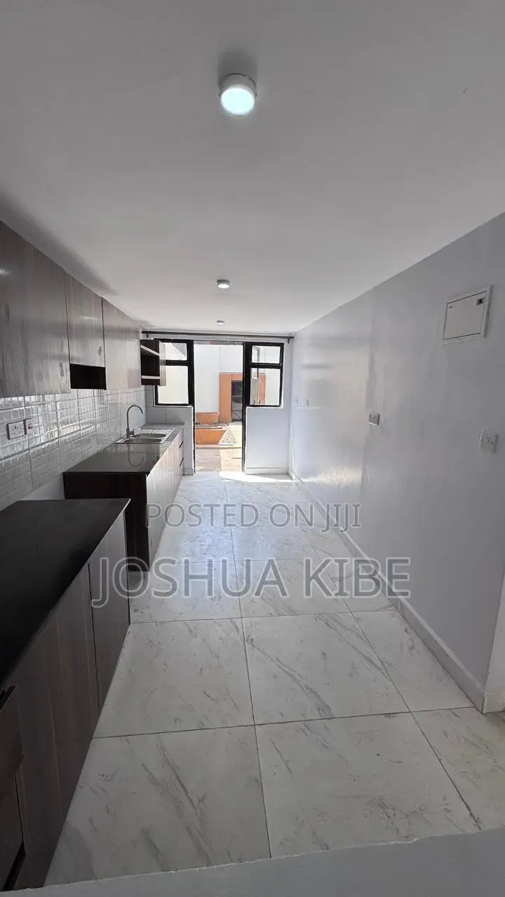 4bdrm Townhouse/Terrace in BuruBuru for sale in BuruBuru