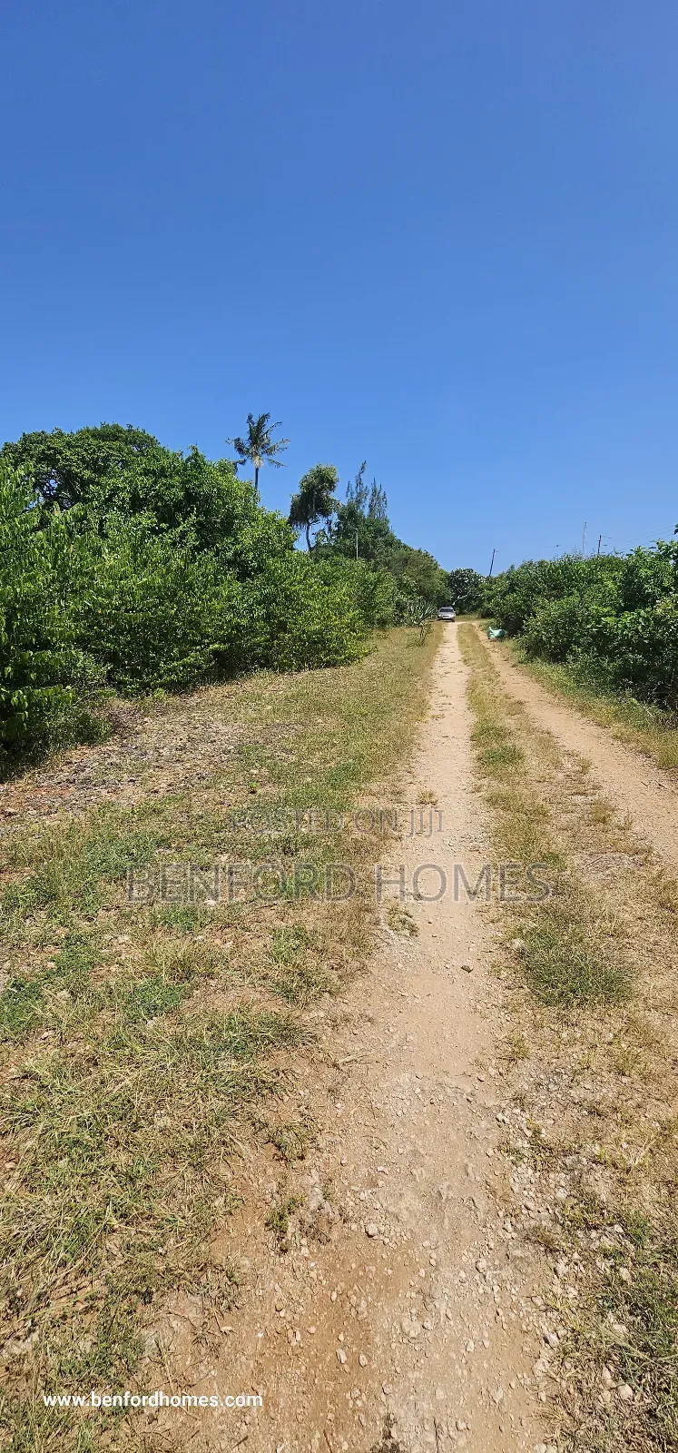 2 And Quarter Acre Piece Of Land On Sale Shanzu Mombasa in Shanzu