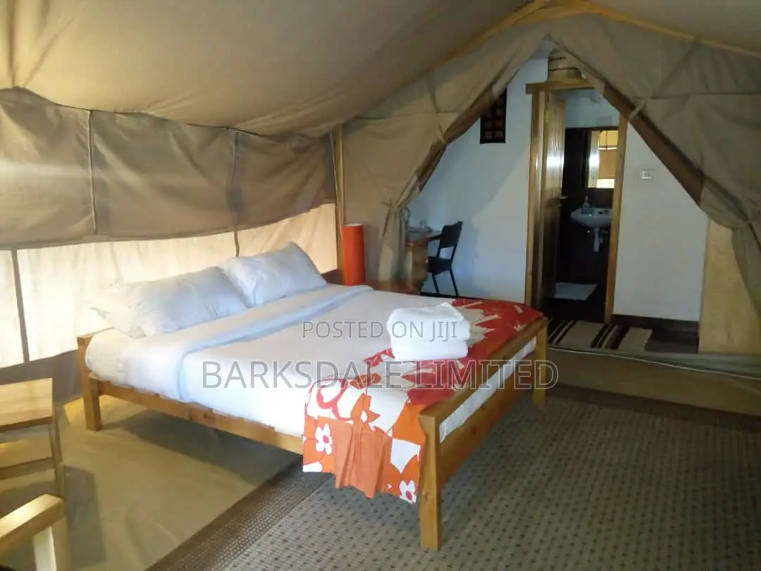 Gilgil Retreat Luxury Resort 2 Acres Tents Bar Restaurant Boardroom, in Elementaita