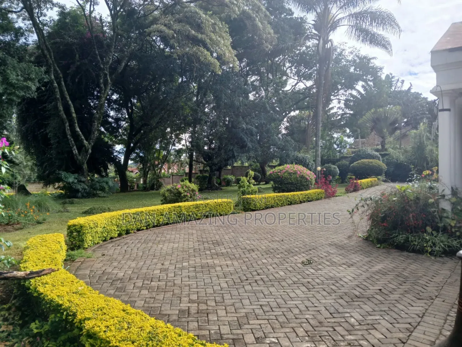5bdrm Maisonette in Runda On 1 Acre for sale in Runda