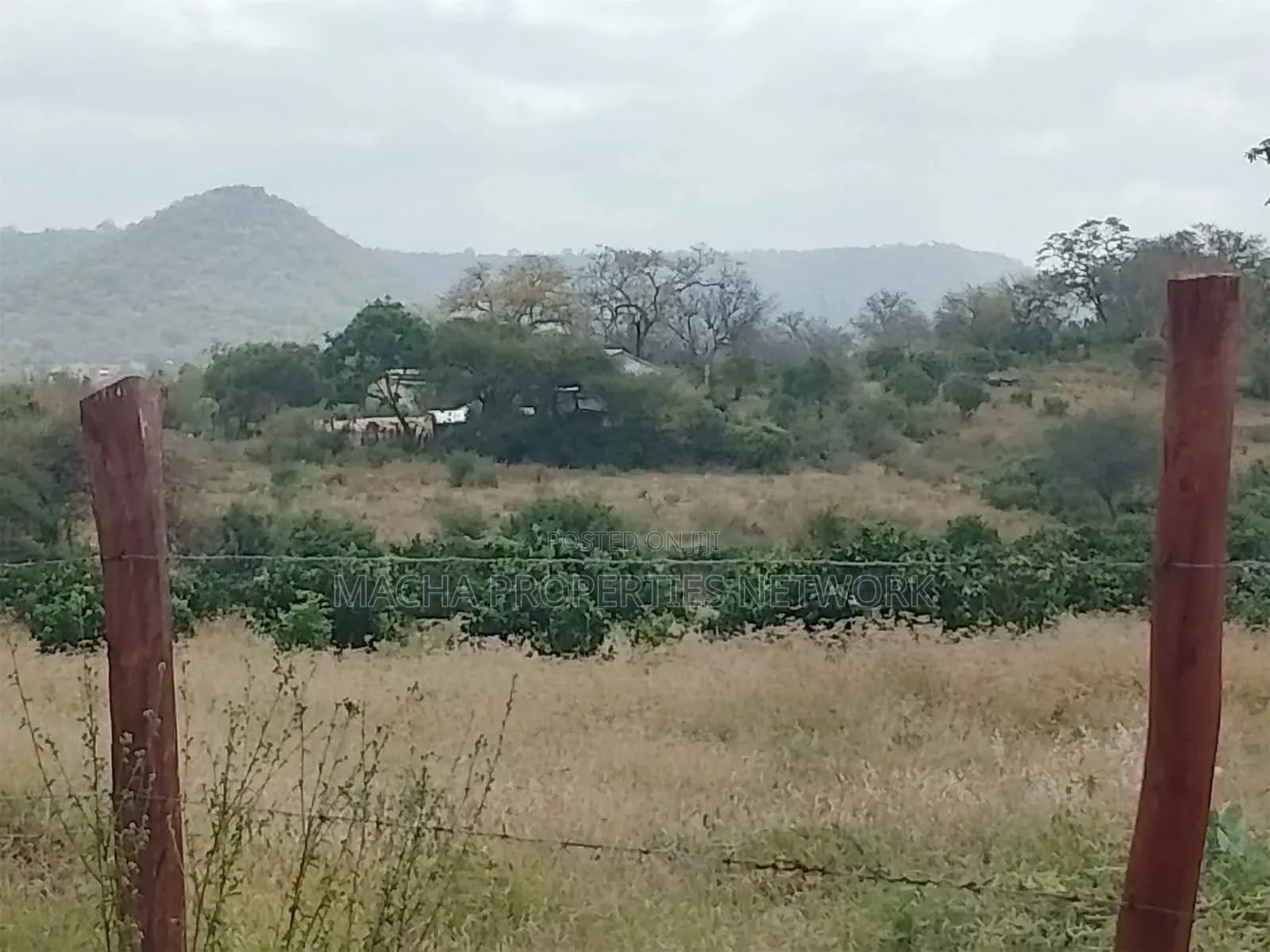 10 Acres For Sale Kibwezi -makueni Country in Makindu