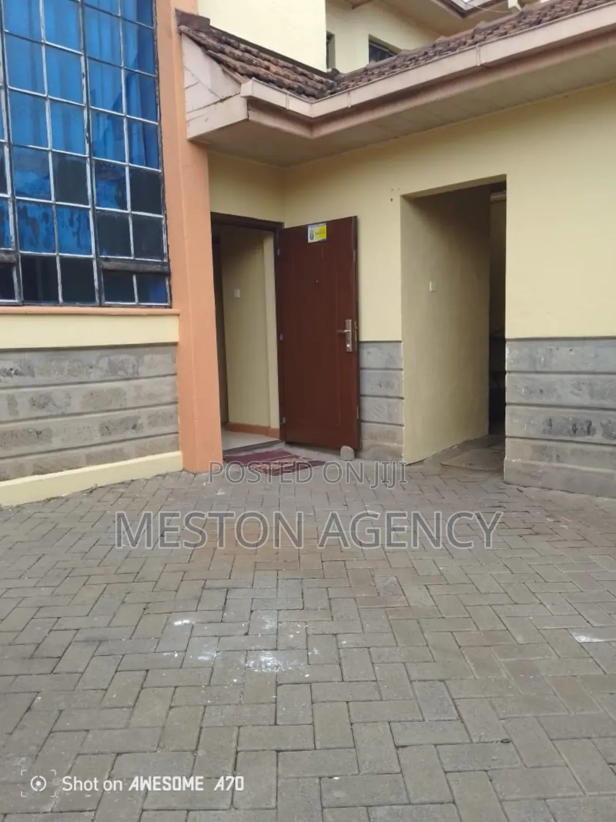 4bdrm Maisonette in Phenom Estate for sale in Phenom Estate