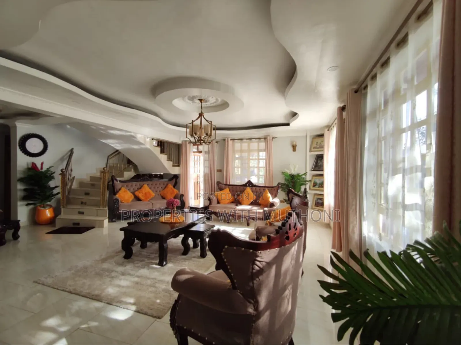8bdrm Mansion in Matasia for sale in Matasia