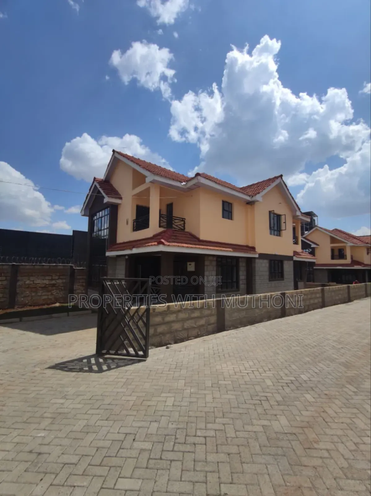 4bdrm Maisonette in Rimpa for sale in Rimpa