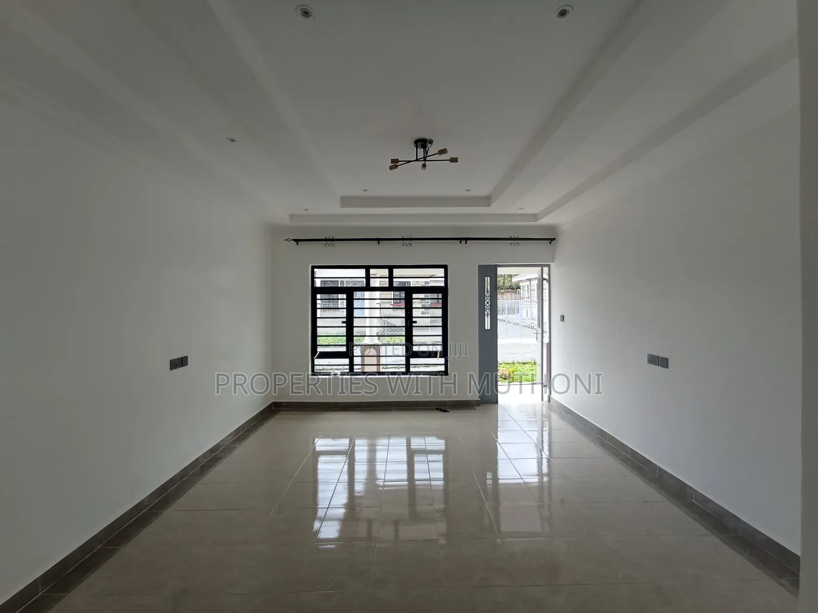 3bdrm Bungalow in Matasia for sale in Matasia