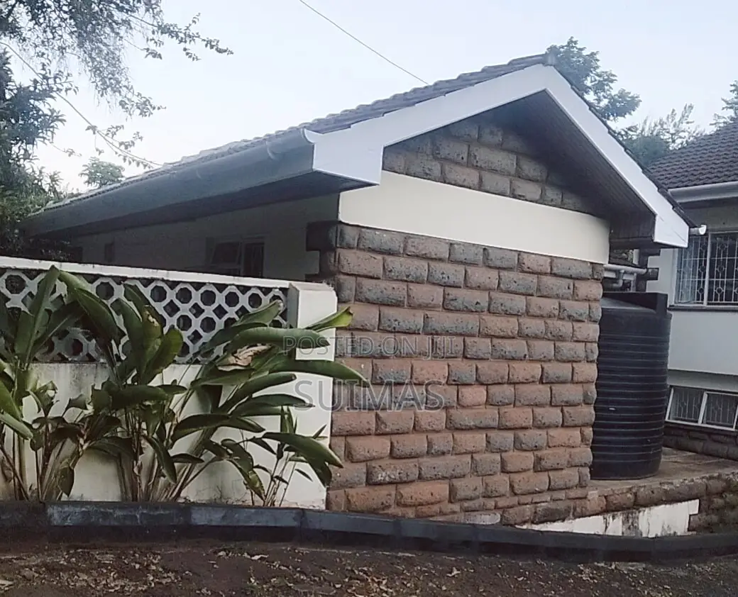 5bdrm Bungalow in Kitisuru for rent in Kitisuru