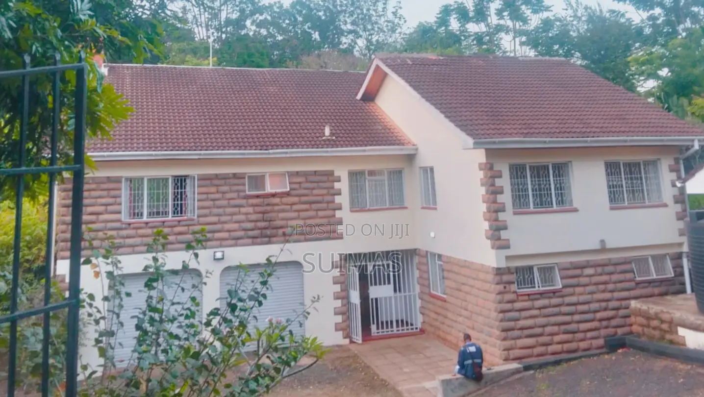 5bdrm Bungalow in Kitisuru for rent in Kitisuru