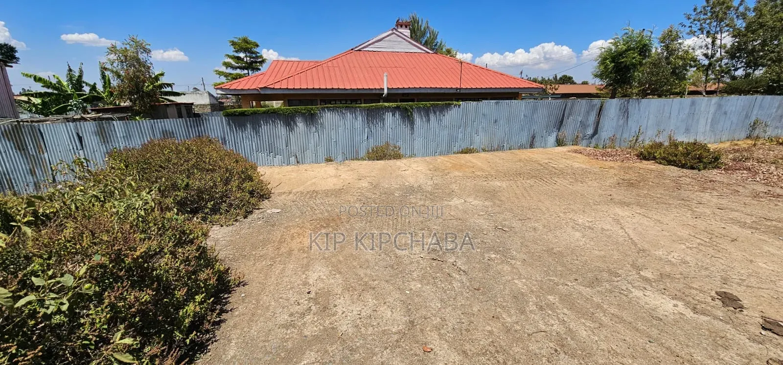 1⁄4 Plot With Foundation for Sake Kimumu Eldoret in Kimumu