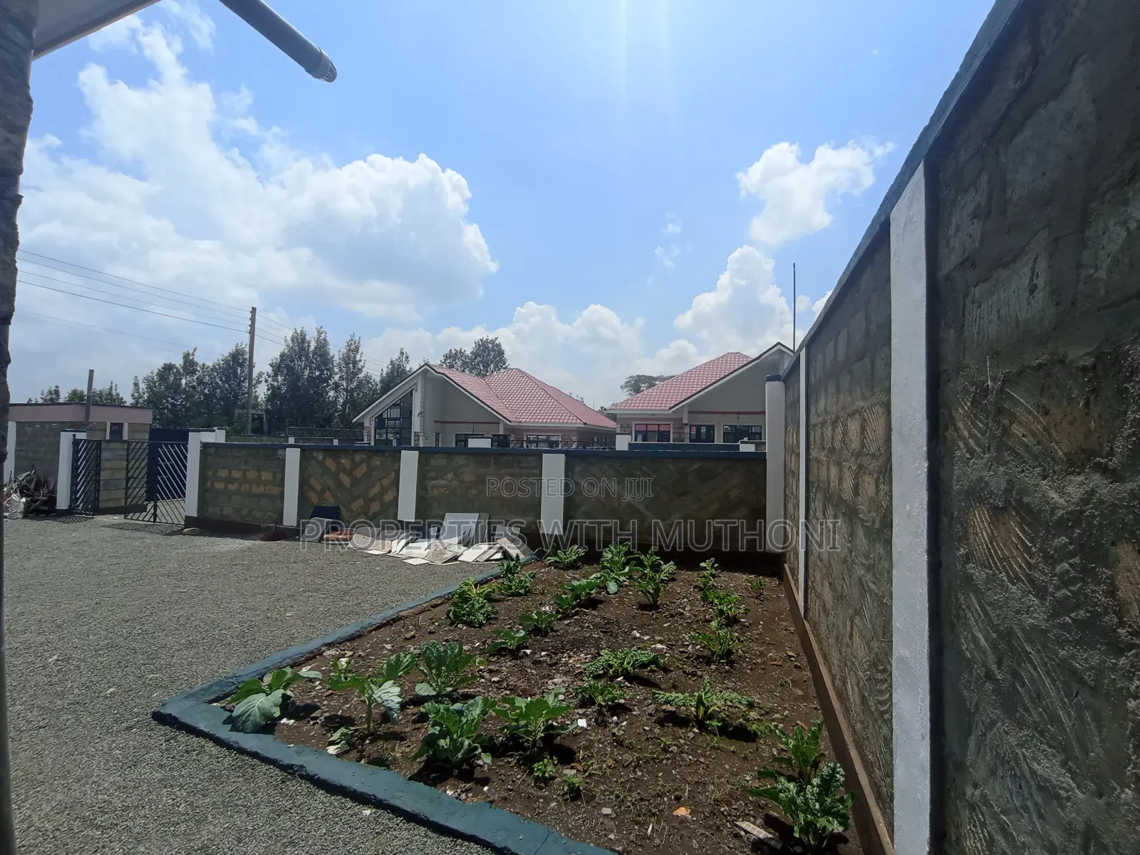 4bdrm Bungalow in Matasia for sale in Matasia