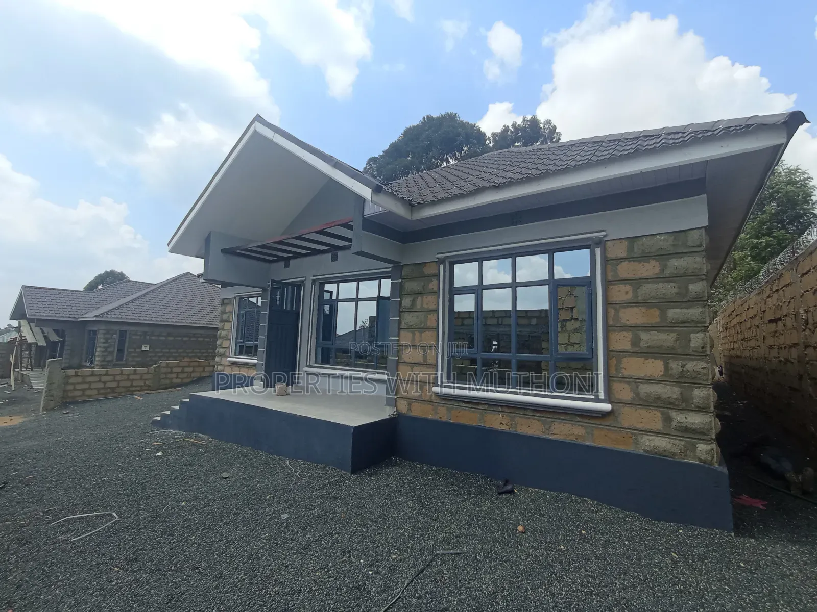4bdrm Bungalow in Matasia for sale in Matasia