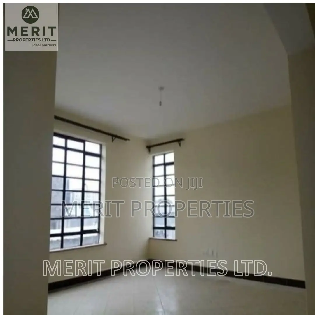 2bdrm Apartment in Palm Mews, Gateway Mall Area for sale in Gateway Mall Area
