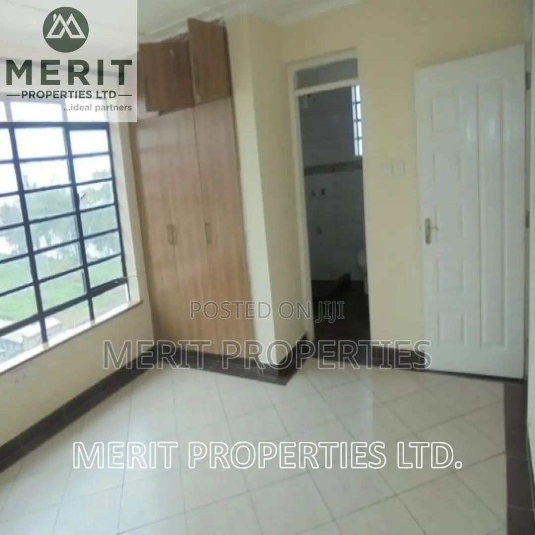 2bdrm Apartment in Palm Mews, Gateway Mall Area for sale in Gateway Mall Area