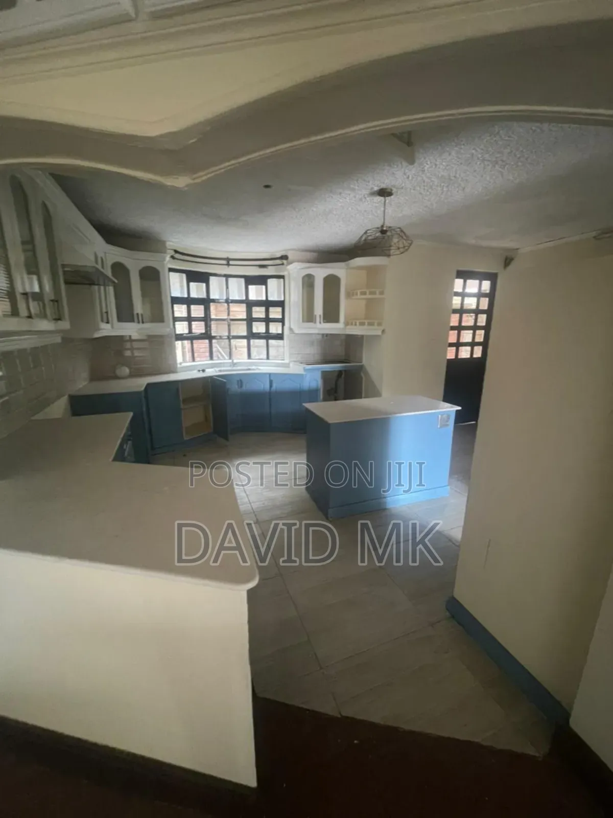 5bdrm Mansion in Membley for rent in Membley Estate