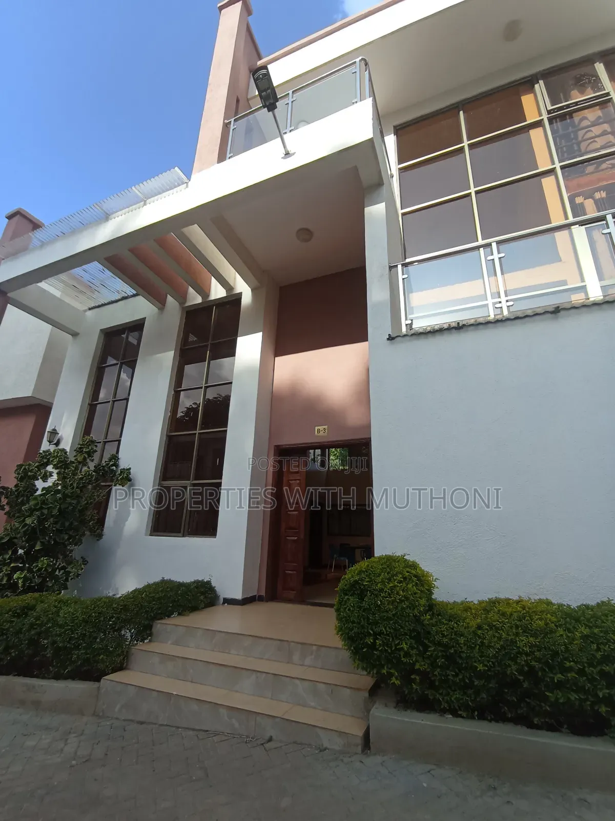 5bdrm Villa in Muthangari for sale in Muthangari