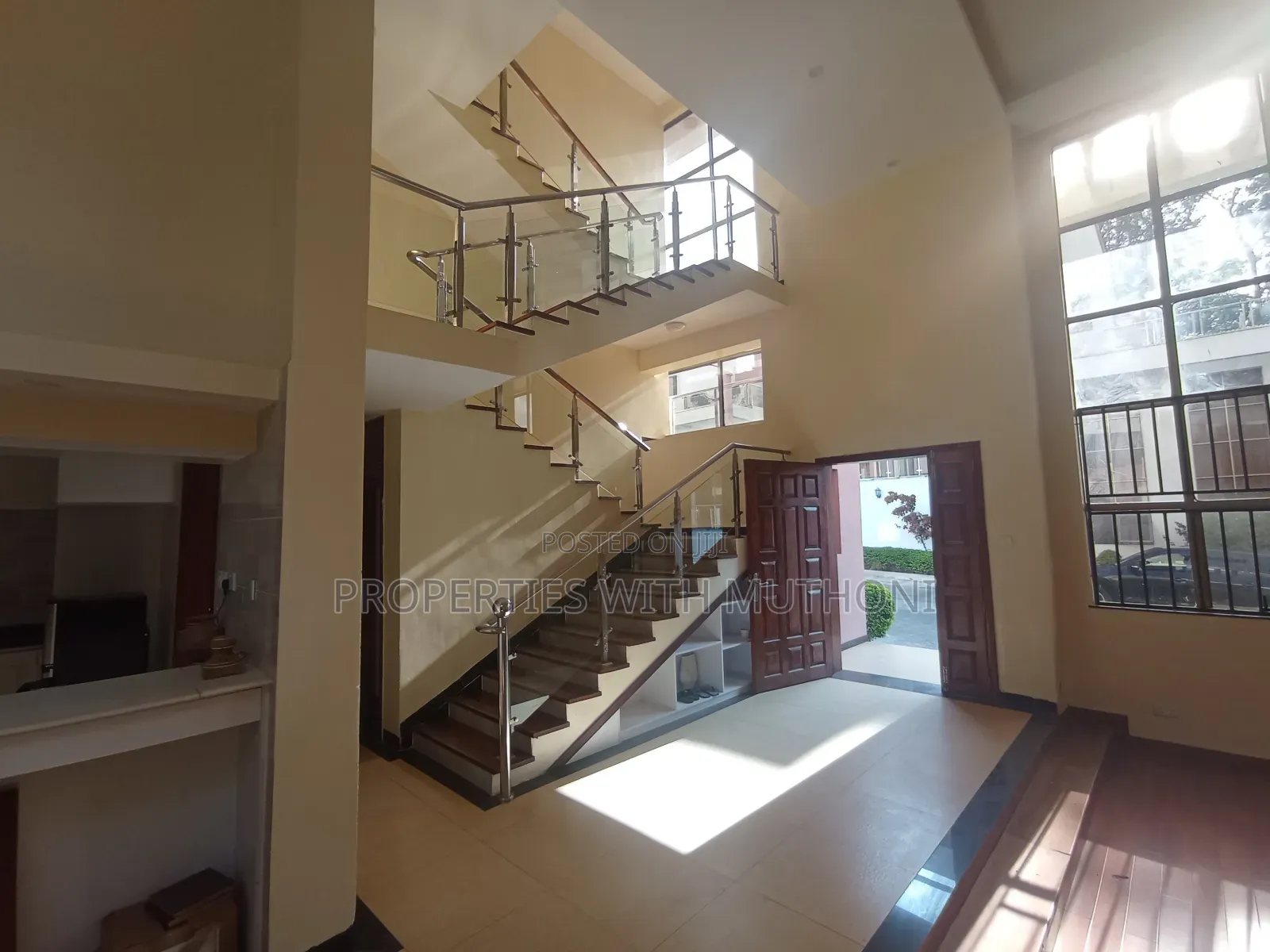 5bdrm Villa in Muthangari for sale in Muthangari