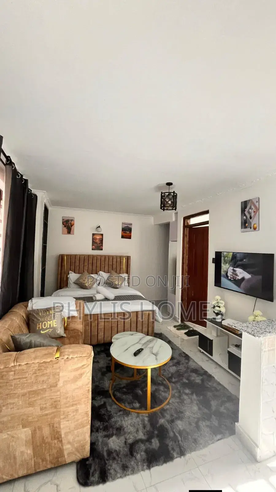 Spacious Studio Airbnb in South B in South B