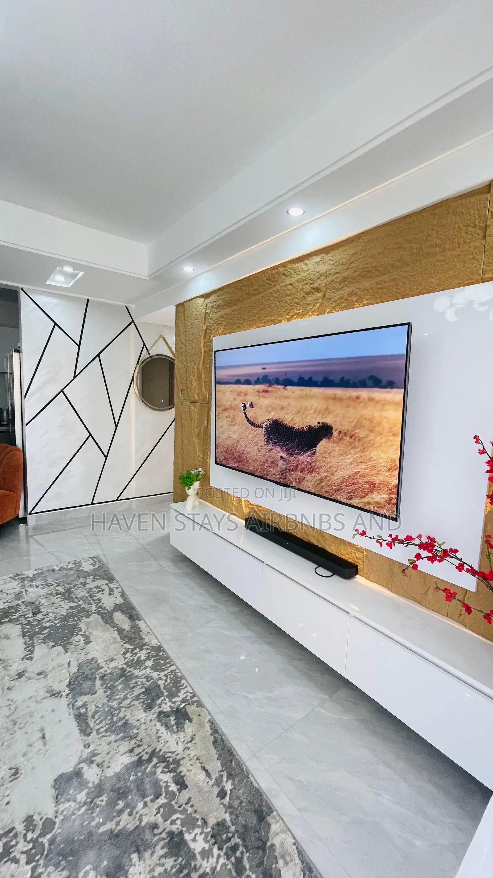 3 Bedroom Airbnb Westlands Sarit Centre in Westlands