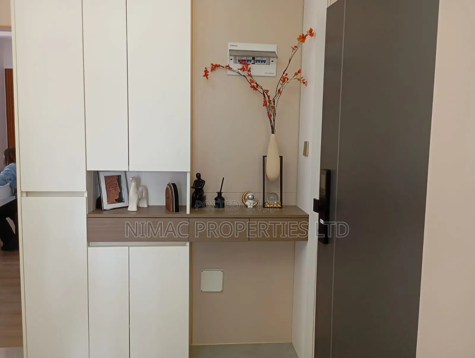 2bdrm Apartment in Raphta Road Area for sale in Raphta Road Area