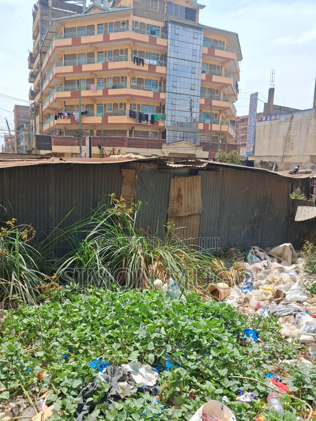 Roysambu Comercial on Tarmac Opp. Equity Bank Kasarani Ready Title in Kasarani