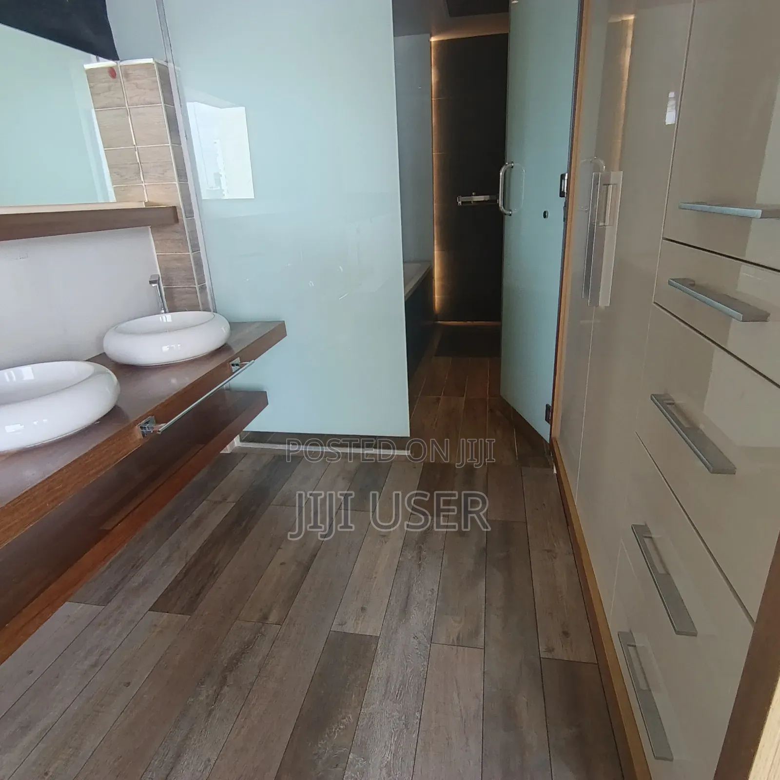 4bdrm Duplex in Parklands for rent in Parklands/Highridge
