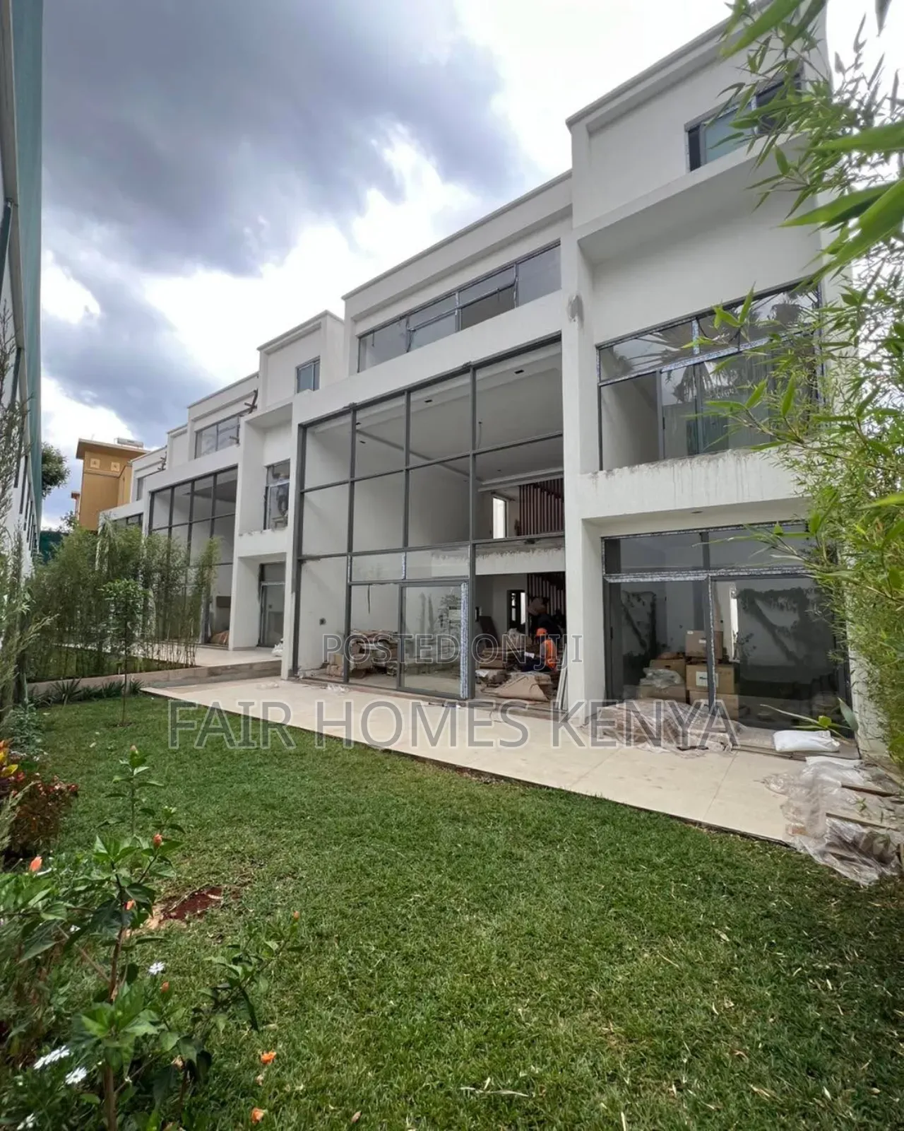 5bdrm Townhouse/Terrace in Lavington Green, Muthangari for sale in Muthangari