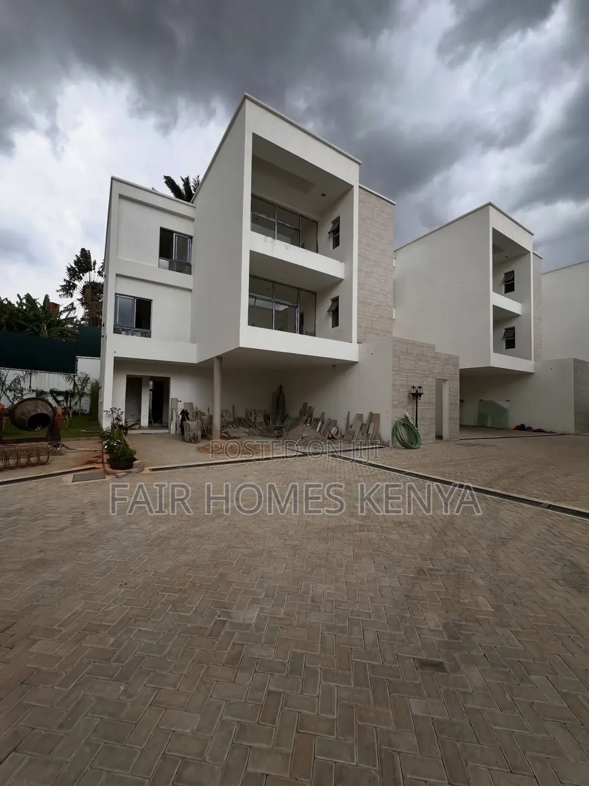 5bdrm Townhouse/Terrace in Lavington Green, Muthangari for sale in Muthangari