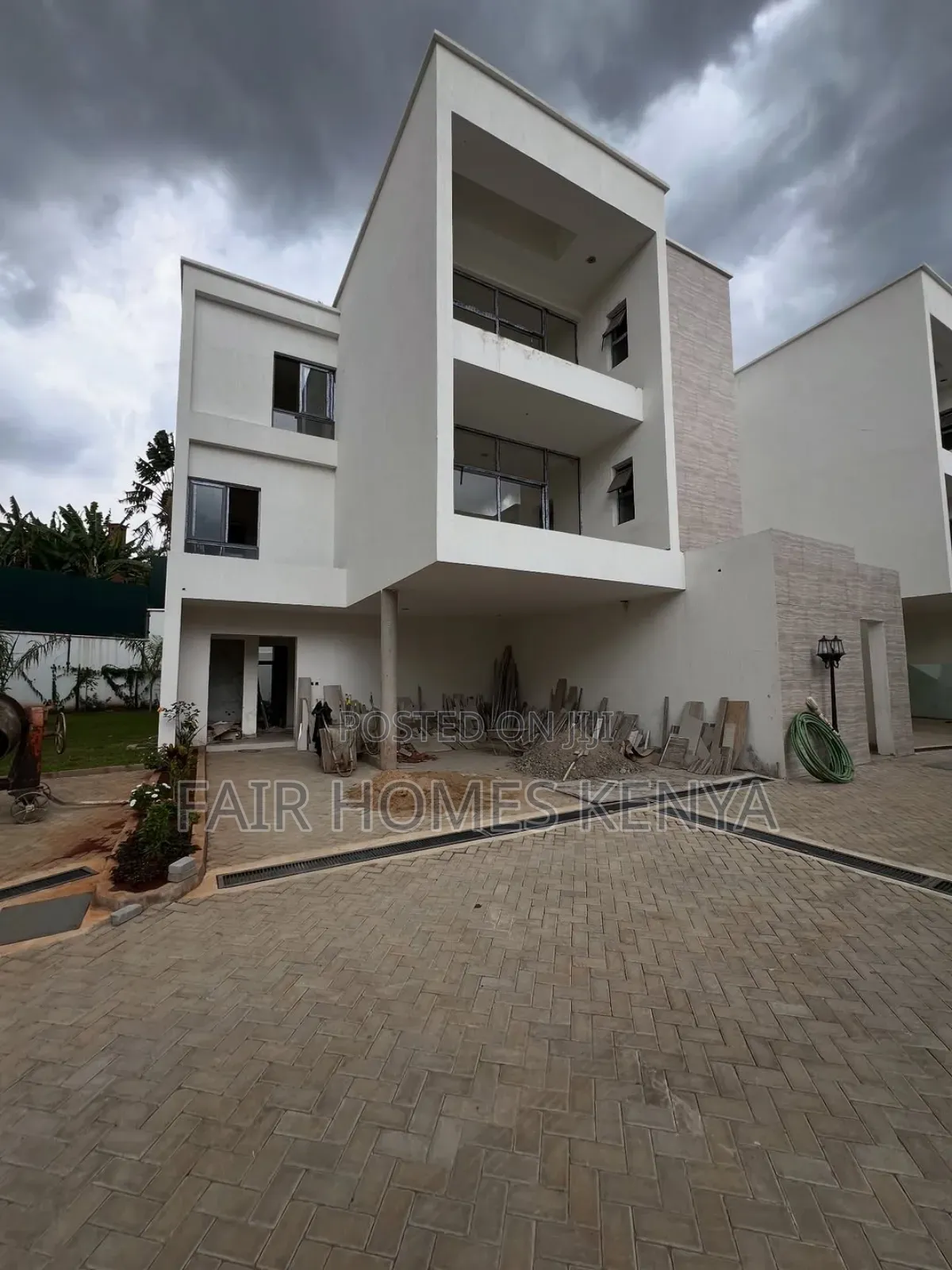 5bdrm Townhouse/Terrace in Lavington Green, Muthangari for sale in Muthangari