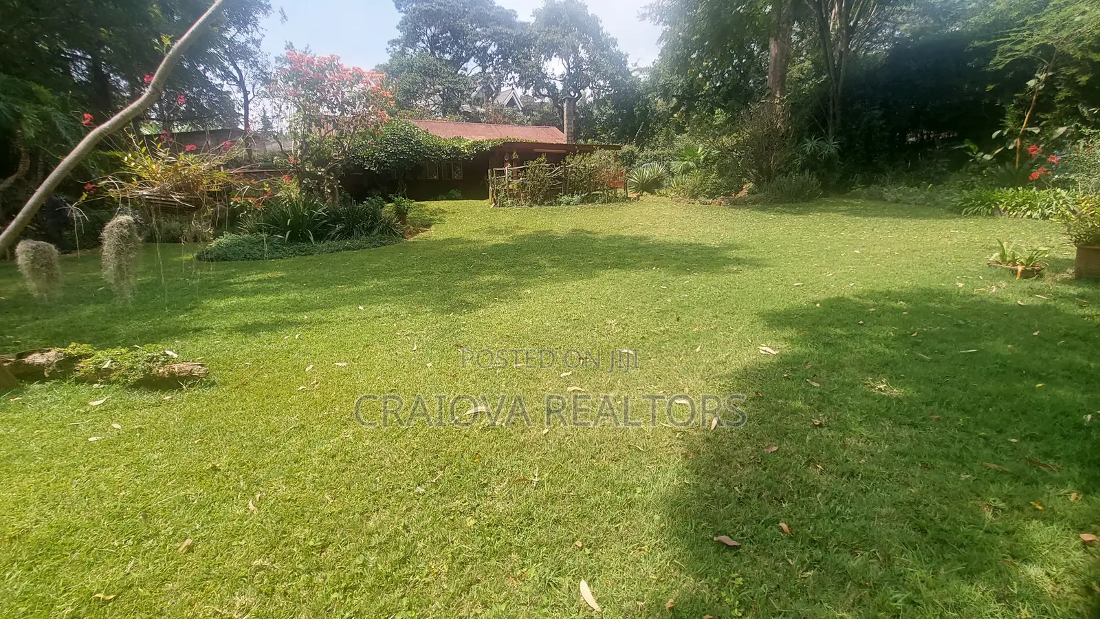 1 Acre Land for Sale in Ridgeways in Ridgeways