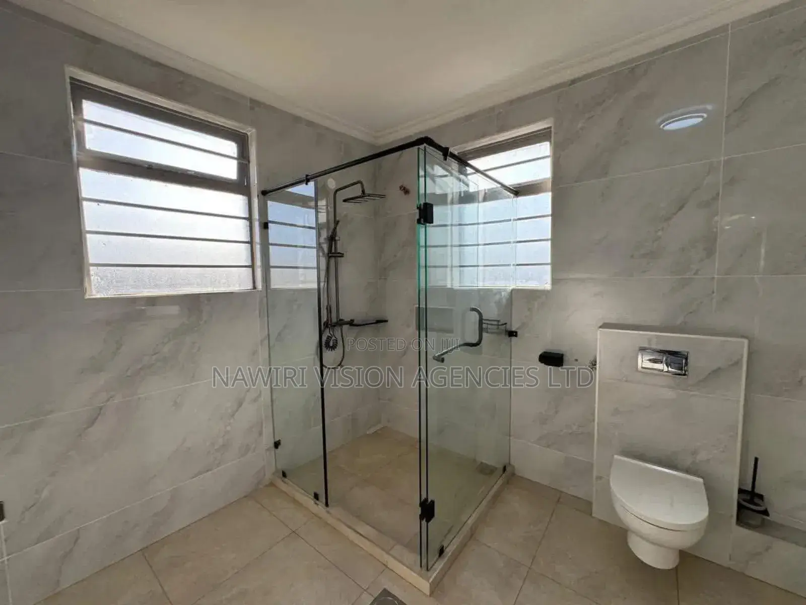 4bdrm Mansion in Membley for sale in Membley Estate