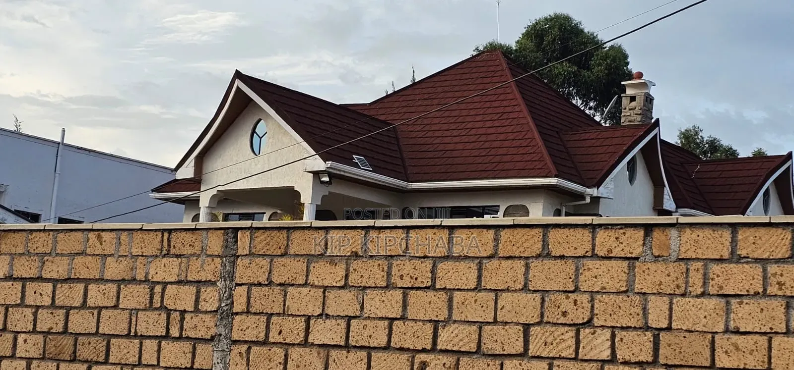 4bdrm Mansion in Elgonview for sale in Elgon View