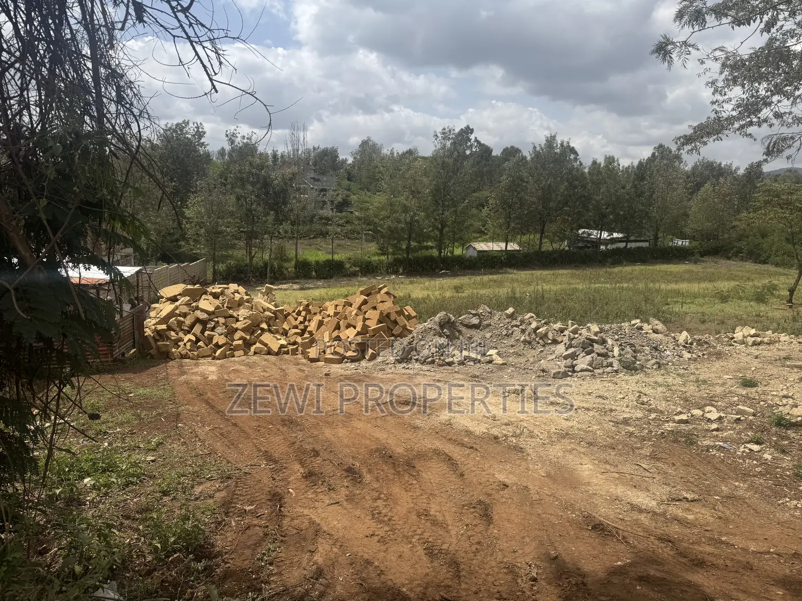 1 Acre Olkeri in Ol Keri