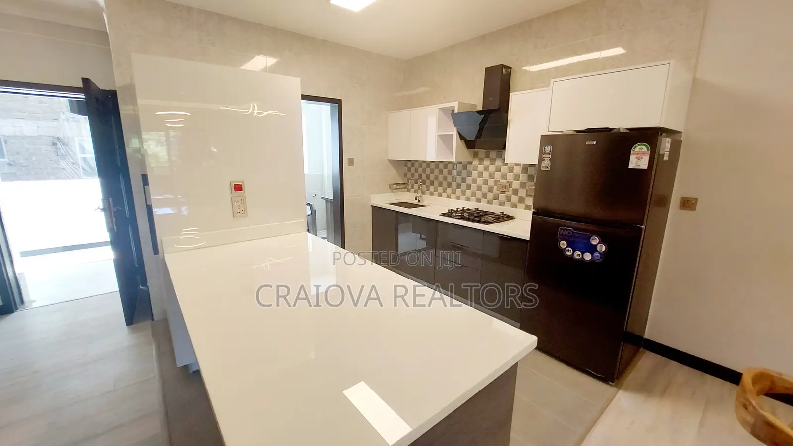 2bdrm Apartment in Riverside Drive for sale in Riverside Drive