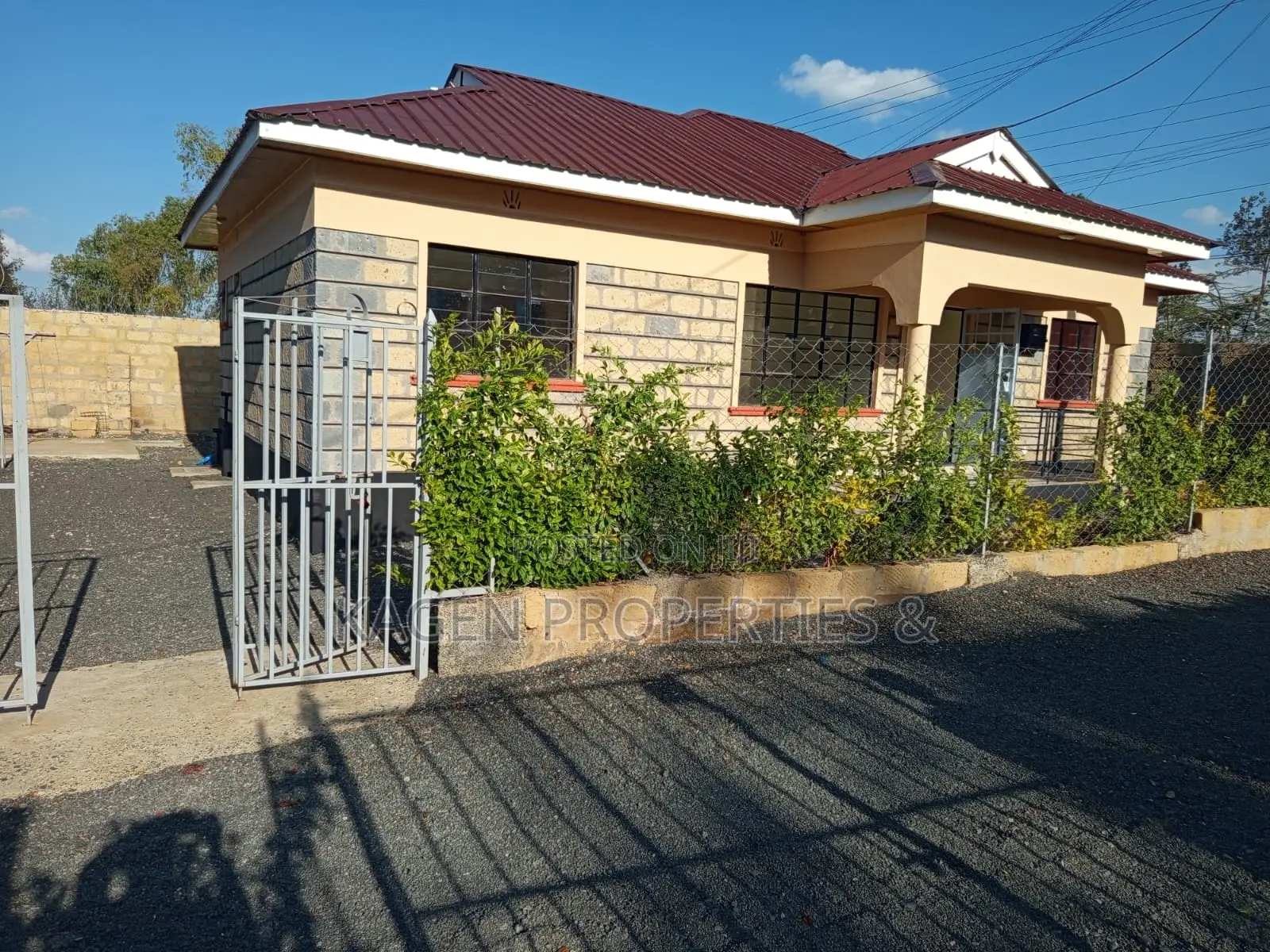 3bdrm Bungalow in Matasia for sale in Matasia