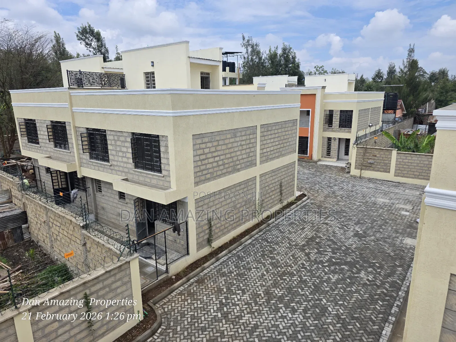 3bdrm Townhouse/Terrace in Roimen, Matasia for sale in Matasia