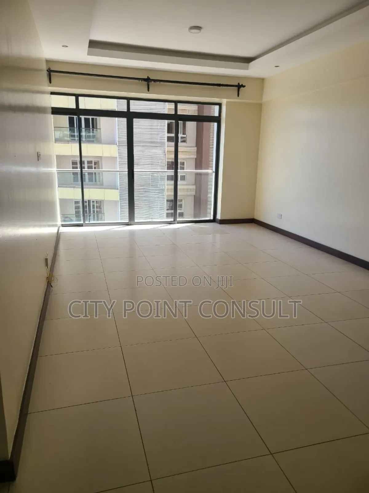 1bdrm Condo in Silverstone, Hurlingham for sale in Hurlingham