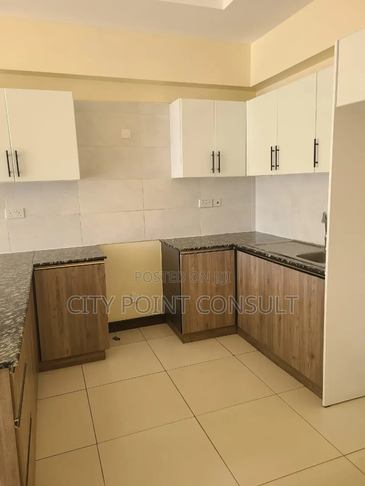 1bdrm Condo in Silverstone, Hurlingham for sale in Hurlingham