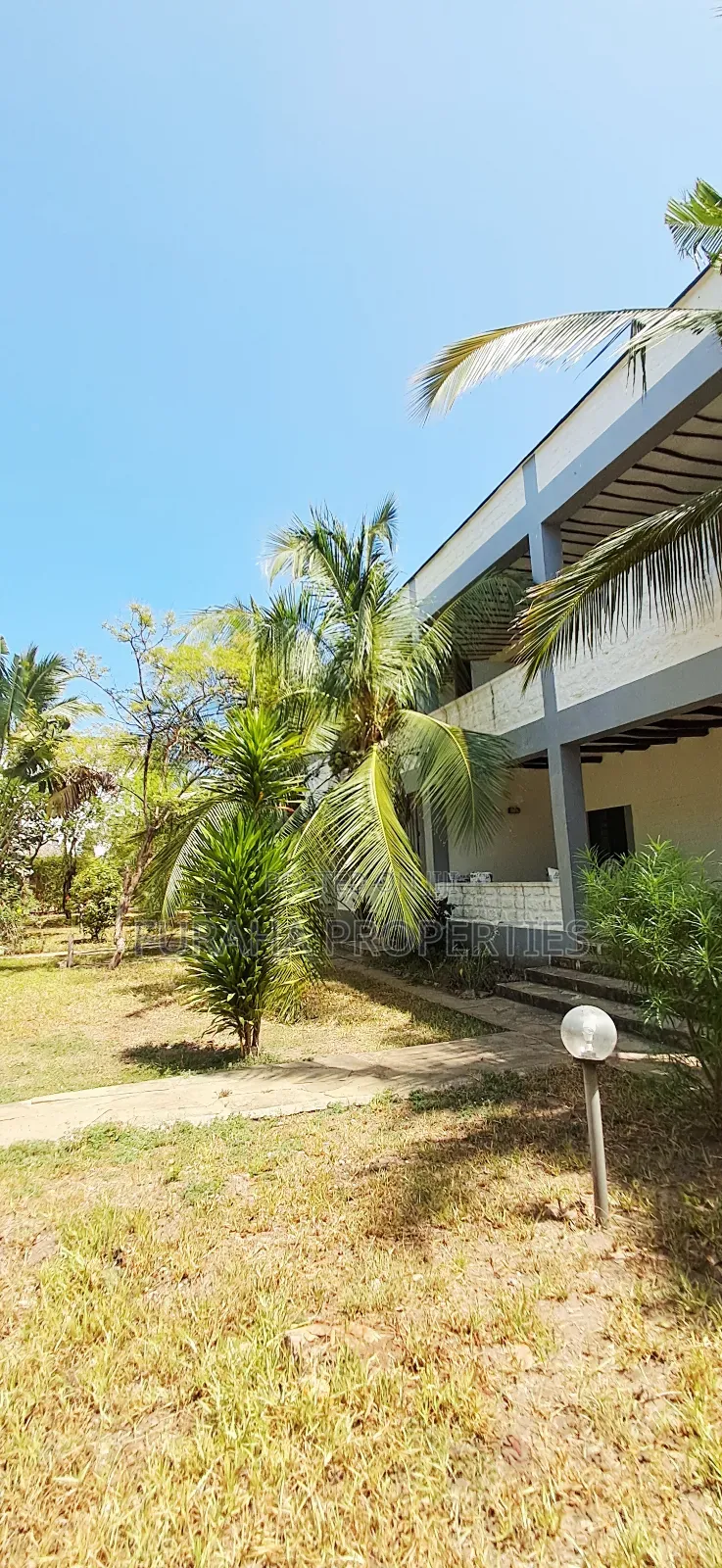 Furnished 2bdrm Apartment in Diani South Coast for sale in Diani