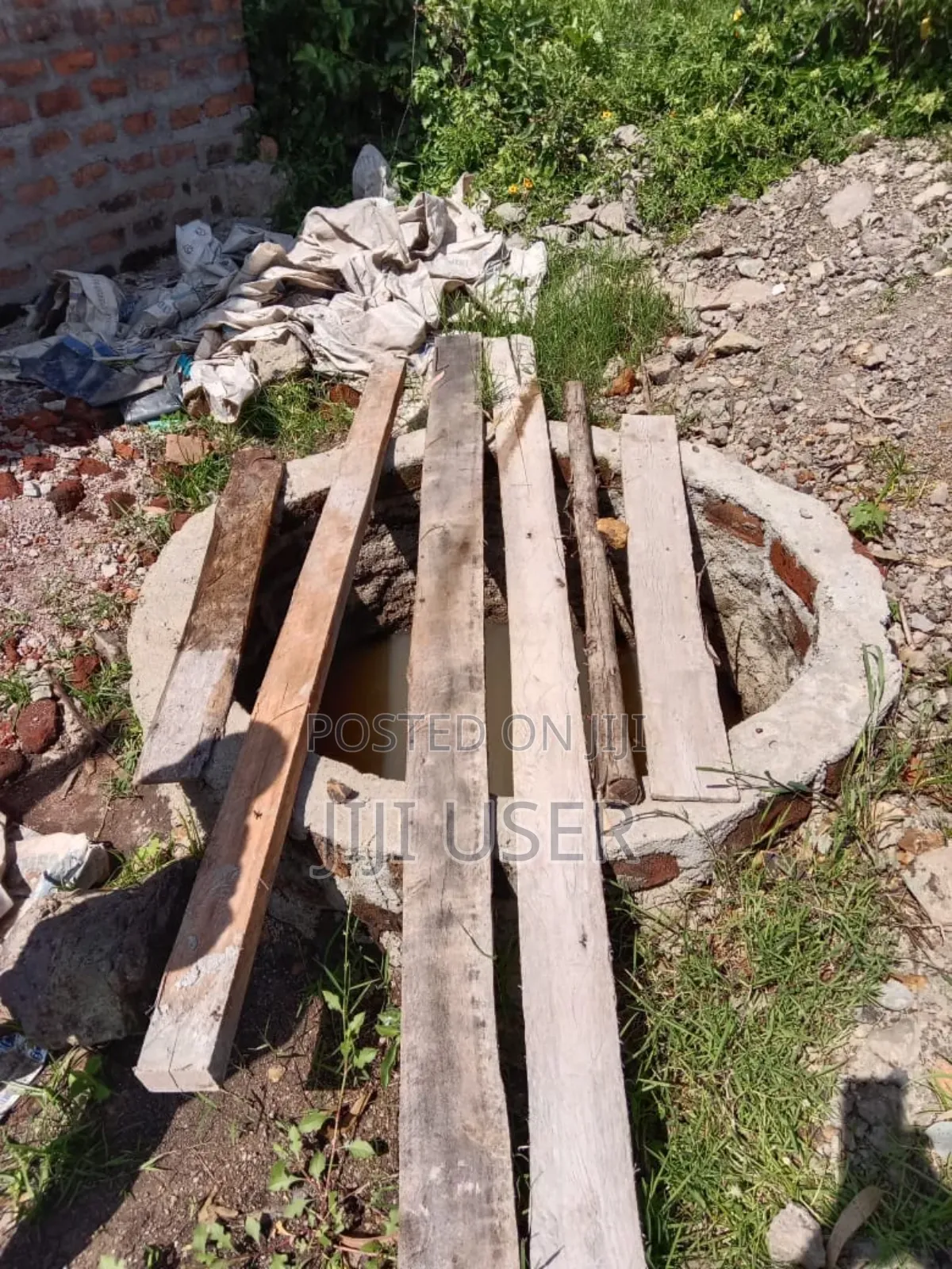 Prime Partially Built Plot in Rodi in Homa Bay East