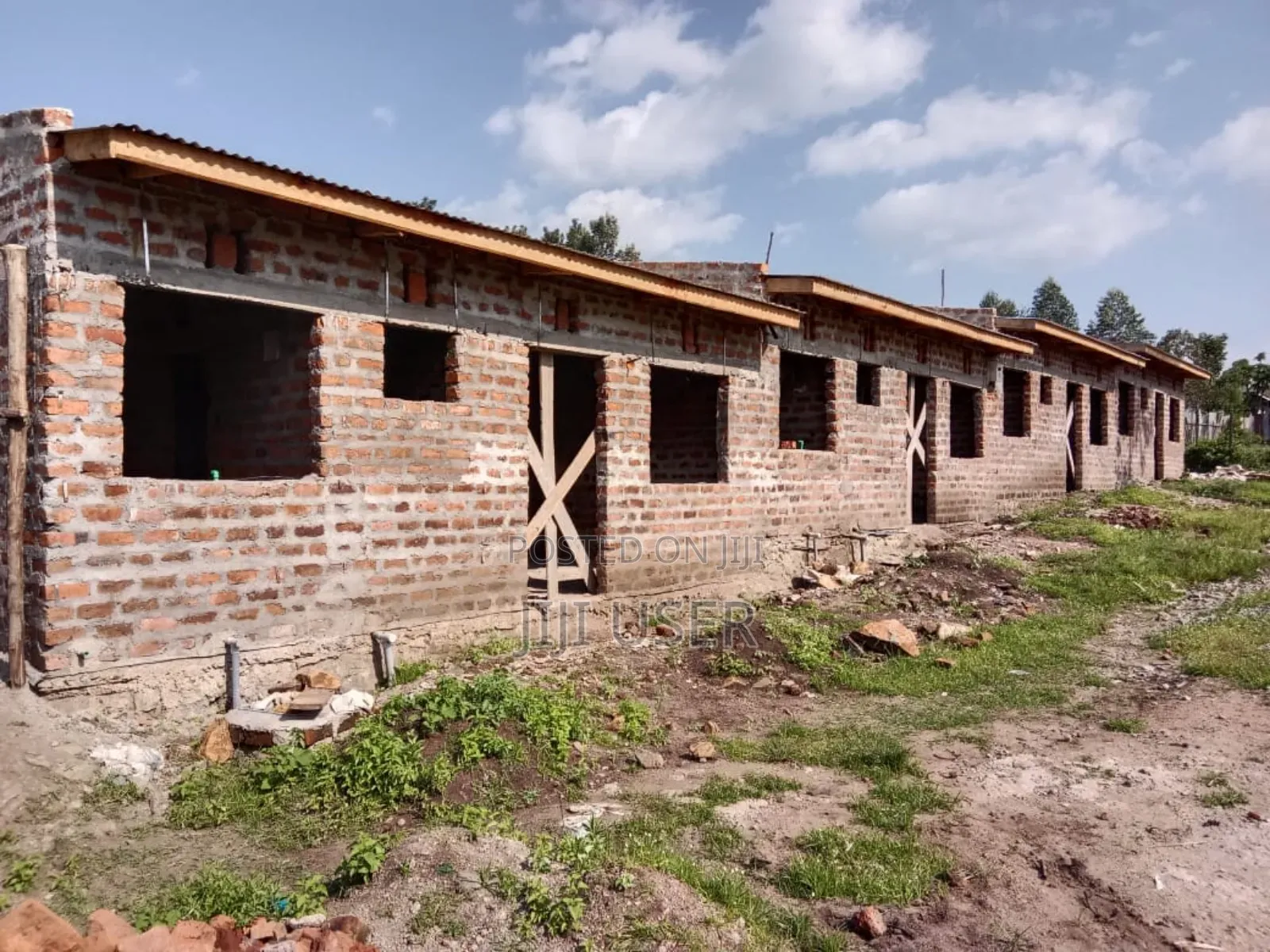 Prime Partially Built Plot in Rodi in Homa Bay East