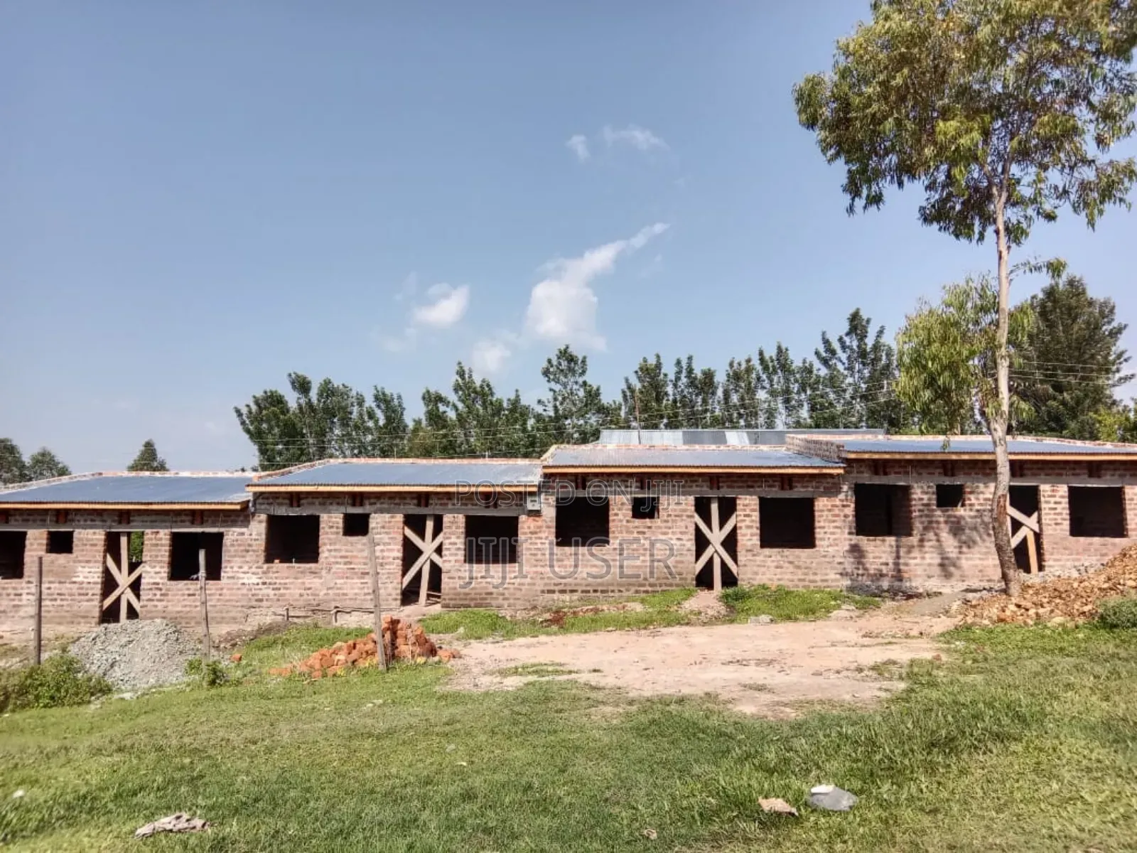 Prime Partially Built Plot in Rodi in Homa Bay East