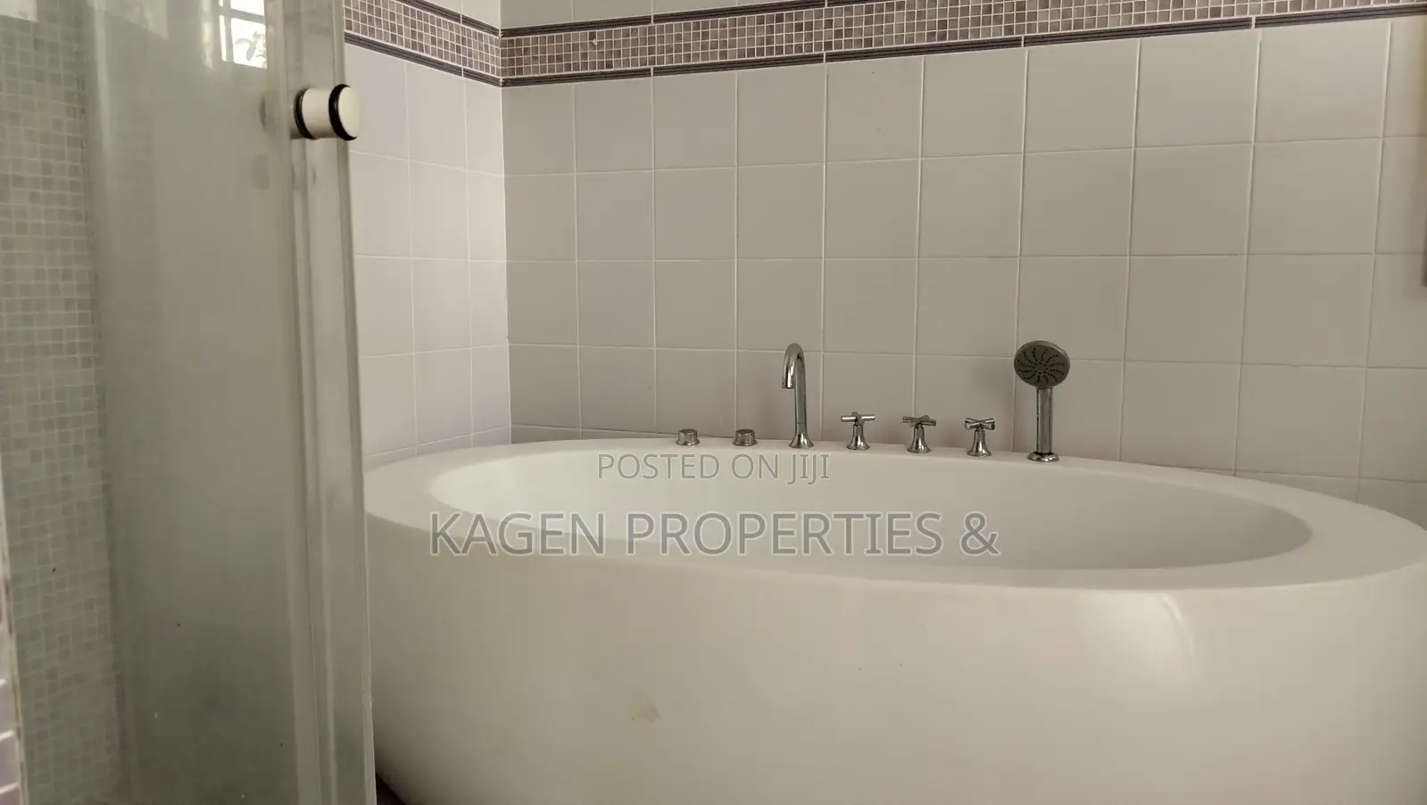 4bdrm Villa in Hardy for sale in Hardy