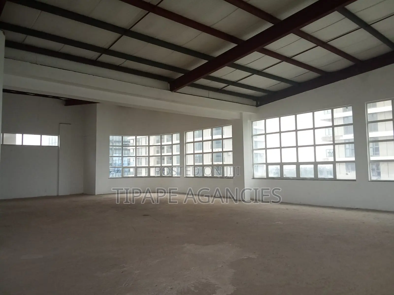 Restaurant Space Westlands. in Spring Valley