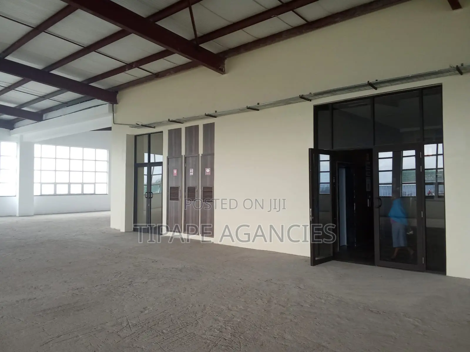 Restaurant Space Westlands. in Spring Valley