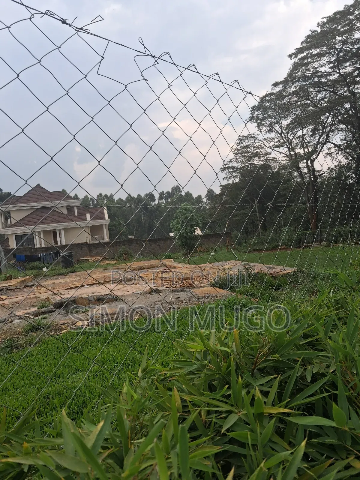 Mushrooms Gardens Estate Kiambu Road Very Prime Fully Serviced 1/2 Ac in Kiambu / Kiambu