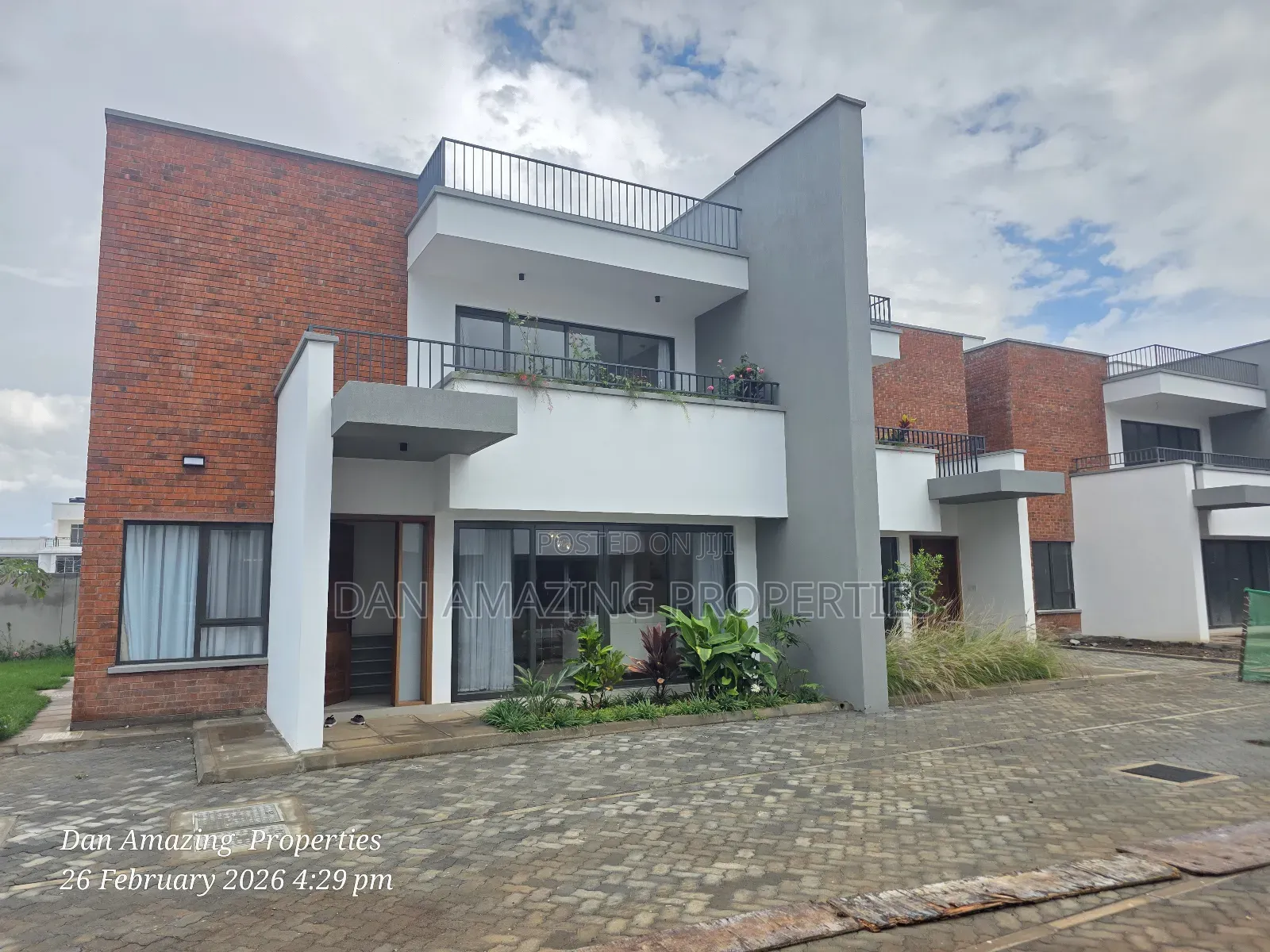 4bdrm Townhouse/Terrace in Langata Plus Dsq, Phenom Estate for sale in Phenom Estate