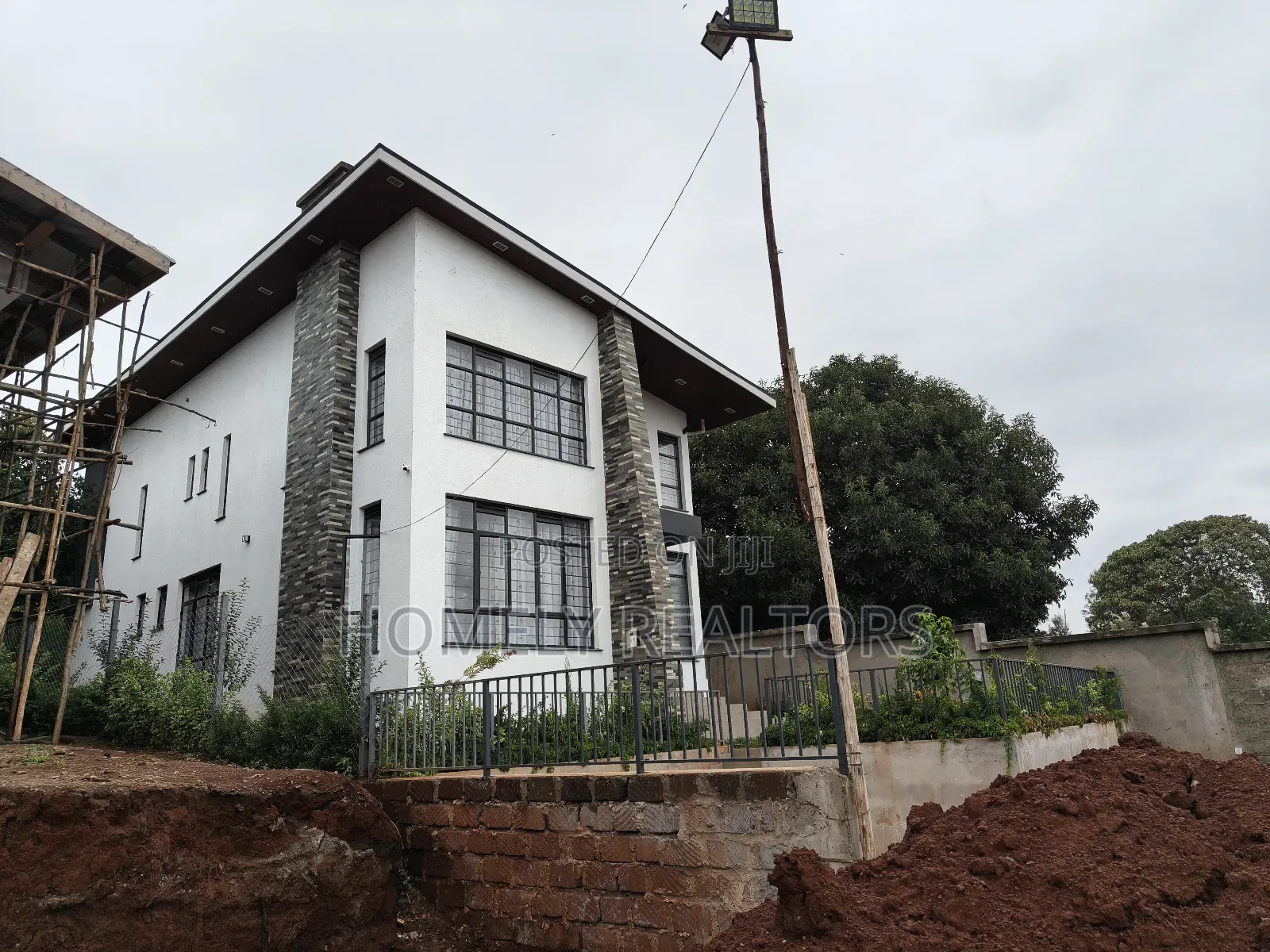 4bdrm Maisonette in Kikuyu Muhuri Road, Thogoto for sale in Thogoto