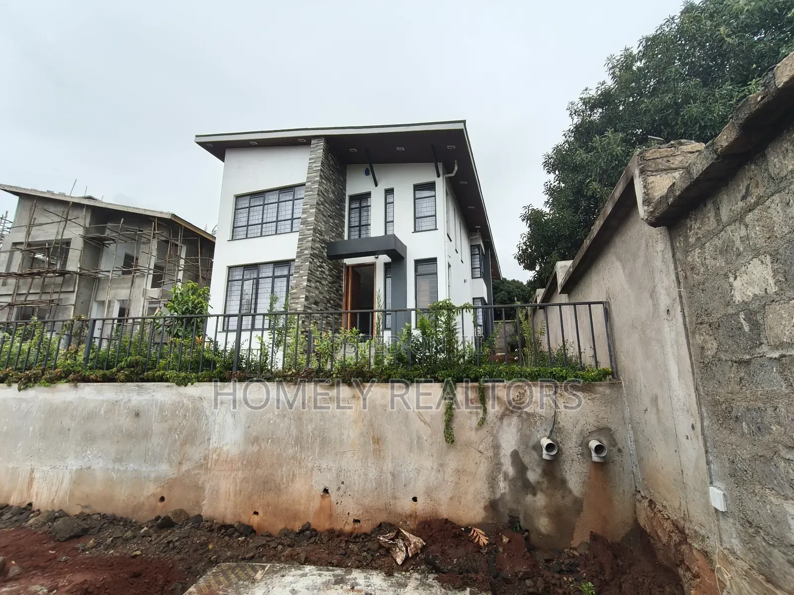 4bdrm Maisonette in Kikuyu Muhuri Road, Thogoto for sale in Thogoto
