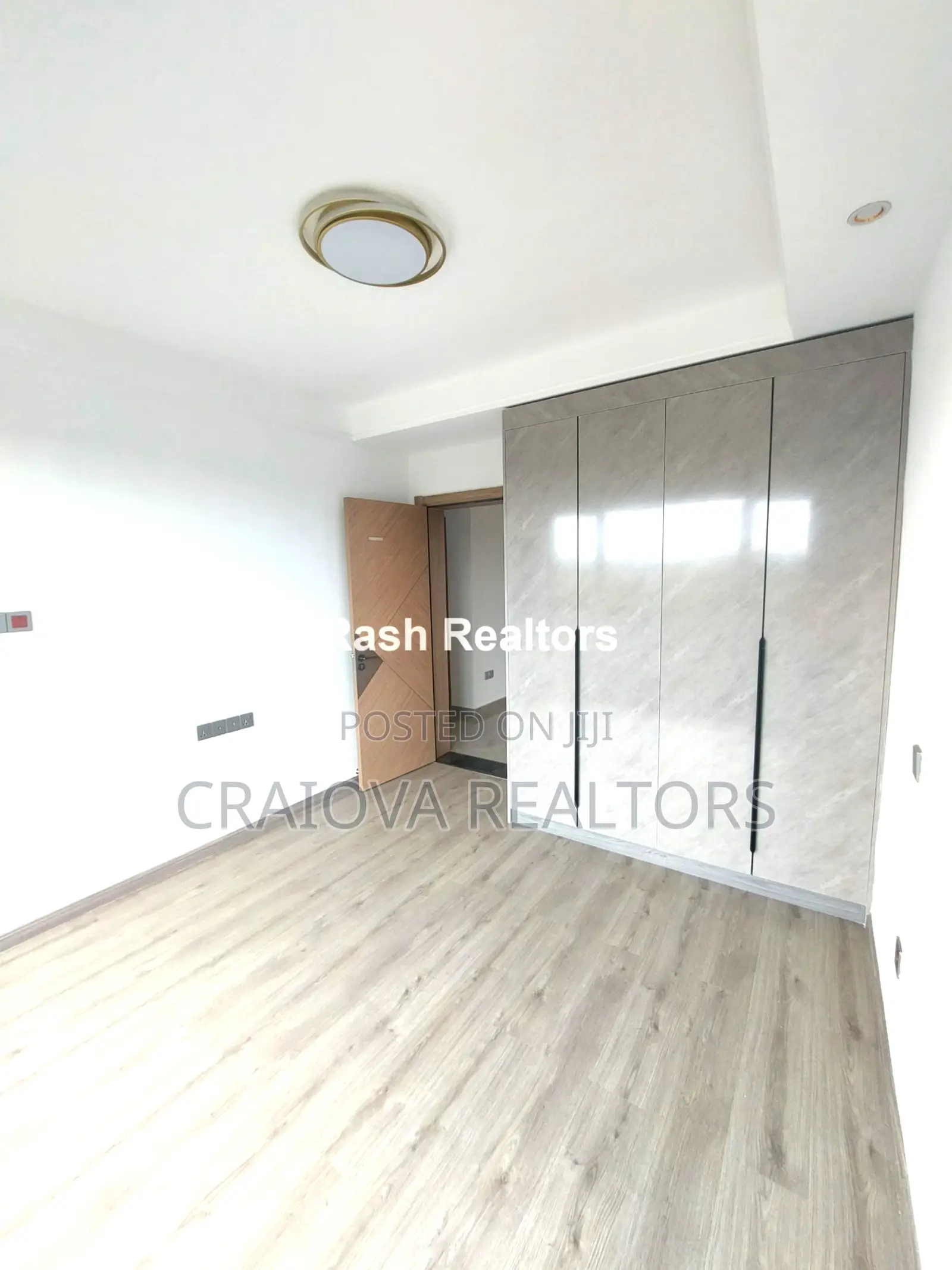 3bdrm Apartment in Riverside Drive for sale in Riverside Drive